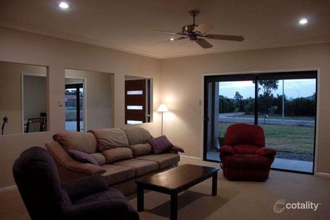 Property photo of 9 Pinehurst Drive Wondunna QLD 4655