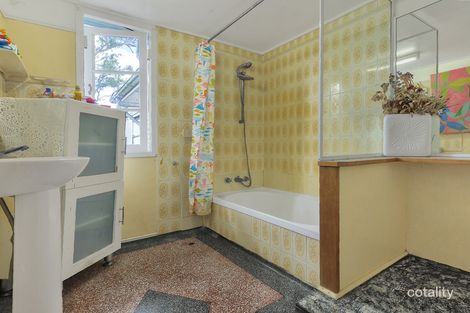 Property photo of 15 Baileys Road Ashgrove QLD 4060