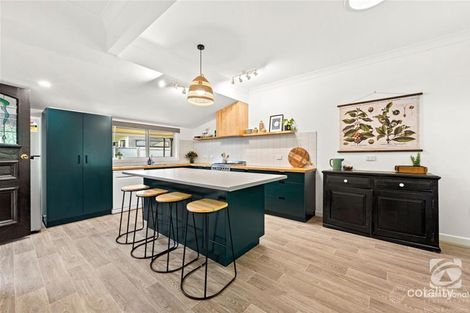 Property photo of 8 Finch Street Beechworth VIC 3747