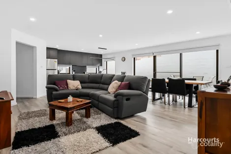 Property photo of 1/30 Estramina Drive Oakdowns TAS 7019