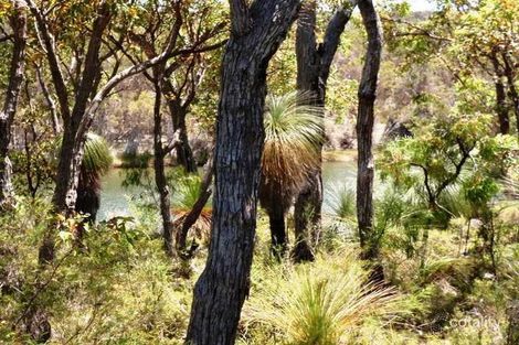 8 Clements Cres, Molloy Island, WA 6290