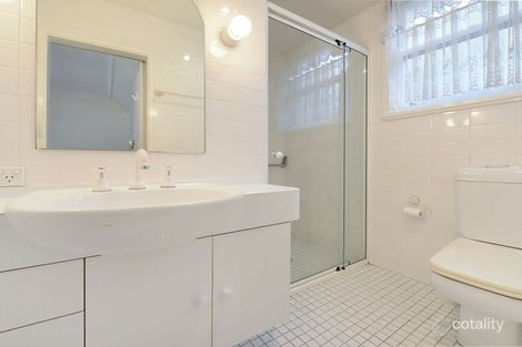 Property photo of 14 Raleigh Crescent St Ives Chase NSW 2075