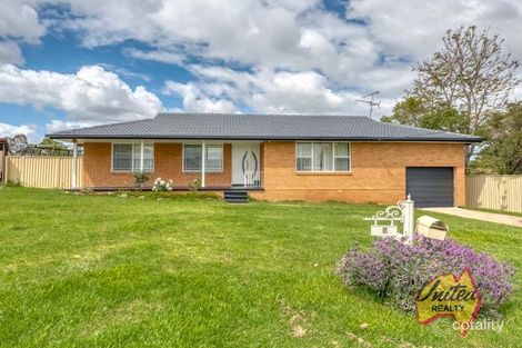 Property photo of 6 Blackbutt Place The Oaks NSW 2570