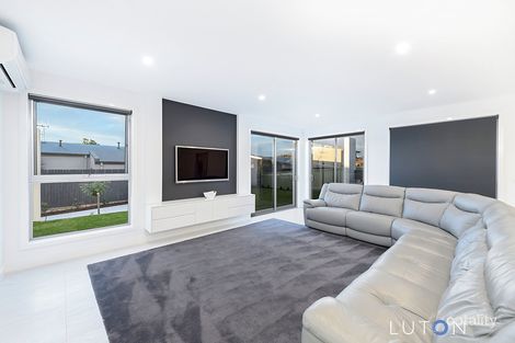 Property photo of 105 Amy Ackman Street Forde ACT 2914