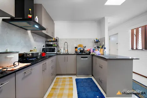 Property photo of 10 Apsley Road Willetton WA 6155