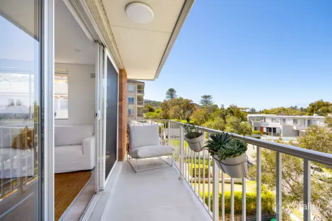 Property photo of 10/12 Seaview Avenue Newport NSW 2106