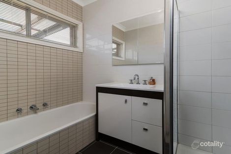 Property photo of 10 Denys Street Fawkner VIC 3060