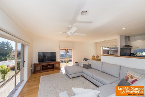 Property photo of 22 Crest Park Parade Queanbeyan West NSW 2620