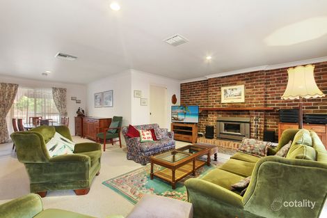 Property photo of 5 Yaraan Place Hillvue NSW 2340