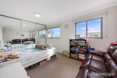 Property photo of 28 Bowaga Circuit Villawood NSW 2163