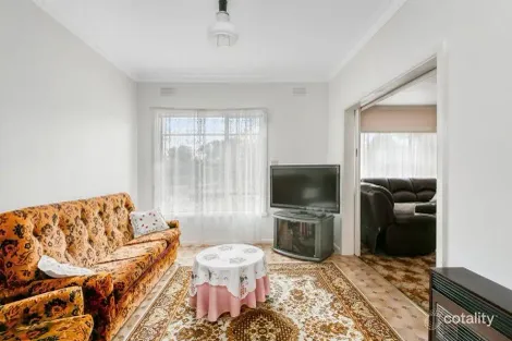 Property photo of 10 Rosenthal Crescent Reservoir VIC 3073
