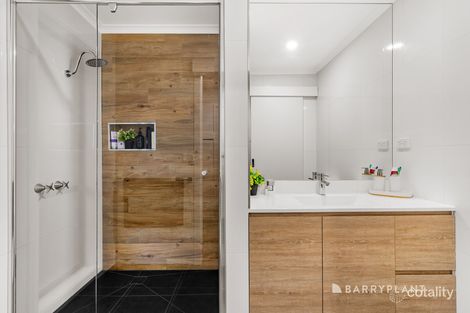 Property photo of 20 Morang Drive Mill Park VIC 3082