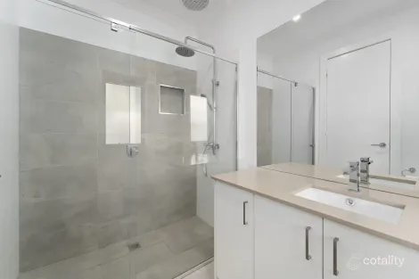 Property photo of 2/37 Upton Street Altona VIC 3018