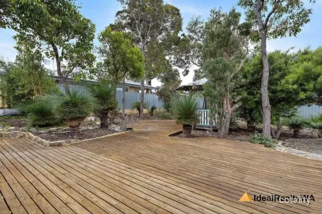 49 DELLER DR, BIBRA LAKE, WA 6163