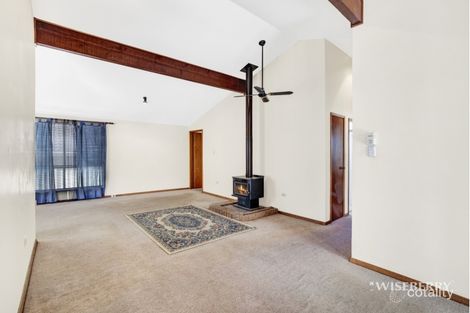 Property photo of 42 Carinya Street Charmhaven NSW 2263