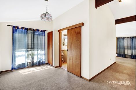 Property photo of 42 Carinya Street Charmhaven NSW 2263