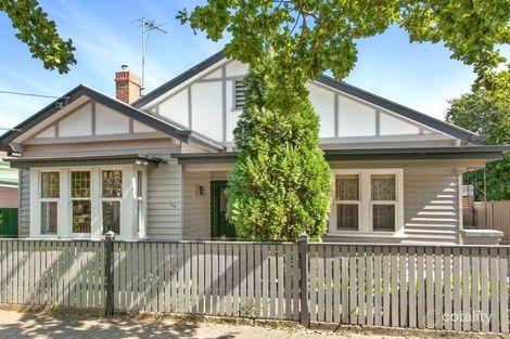 109 Clyde St, Soldiers Hill, VIC 3350