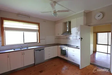 Property photo of 2 Powell Street Mount Gambier SA 5290