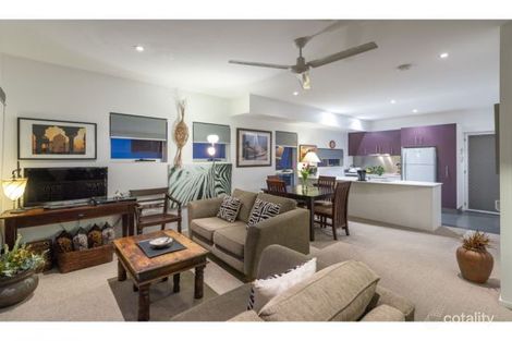 Property photo of 2/12 Dengate Lane St Lucia QLD 4067