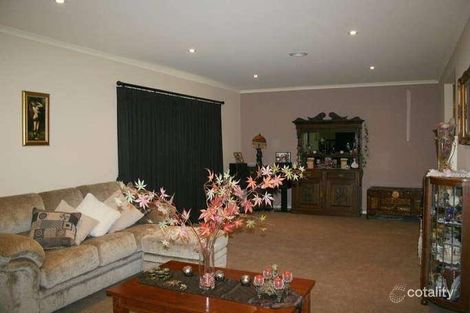 Property photo of 31 Bourke Street Bulla VIC 3428