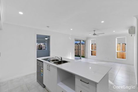 Property photo of 1/4 Senor Avenue Urangan QLD 4655