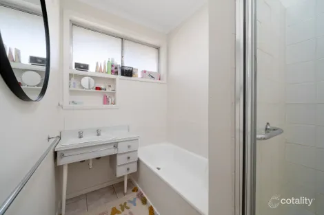 Property photo of 2/12-16 Green Street Wangaratta VIC 3677