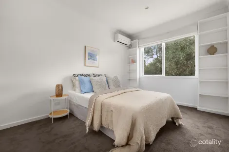 Property photo of 18 Francis Crescent Glen Iris VIC 3146