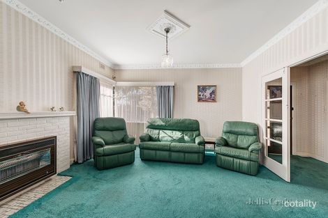Property photo of 36 Winbourne Road Mount Waverley VIC 3149