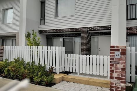 35 Mudstone Rd, Treeby, WA 6164