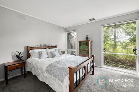 Property photo of 25 Meribil Close Mount Eliza VIC 3930