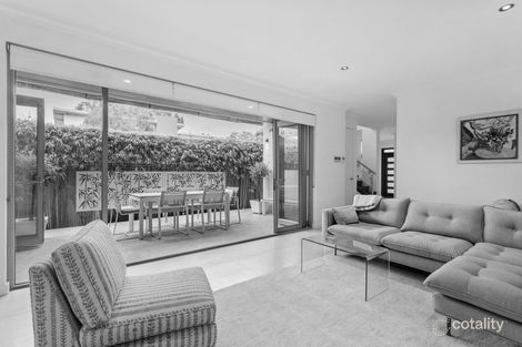 Property photo of 39 Verdun Street Nedlands WA 6009