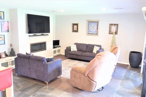 Property photo of 9 Japonica Place Orange NSW 2800