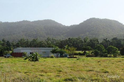 Property photo of 13 Chatmans Road Bemerside QLD 4850