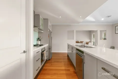 Property photo of 33 Swallow Drive Hewett SA 5118