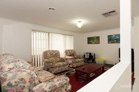 Property photo of 3 Nirringa Drive Hampton Park VIC 3976