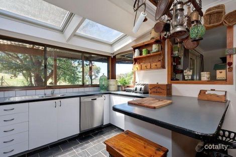 Property photo of 34 Eleventh Avenue Eden Park VIC 3757