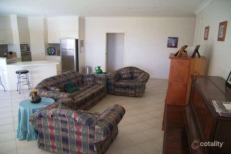 Property photo of 18 Mistral Place Old Bar NSW 2430