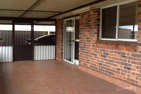 Property photo of 17 Chateau Crescent St Clair NSW 2759