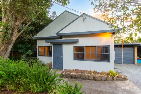 9 Hillside Dr, Berkeley Vale, NSW 2261