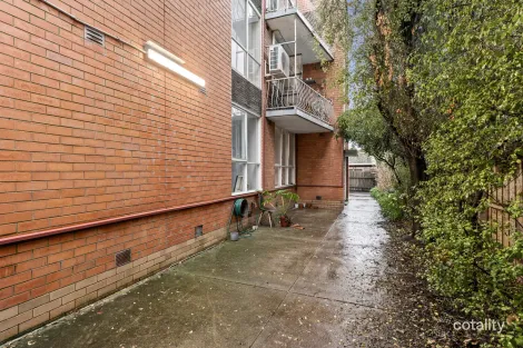 Property photo of 3/69A Kingsville Street Kingsville VIC 3012