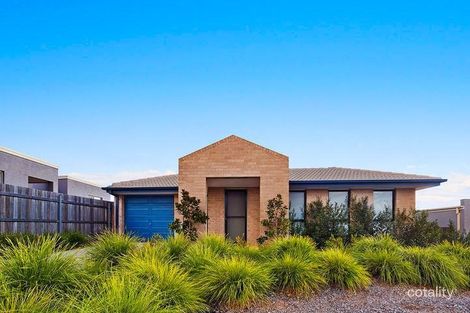 95 Macfarlane Burnet Ave, Macgregor, ACT 2615