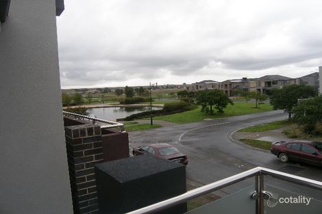 Property photo of 60 Cascade Terrace Craigieburn VIC 3064