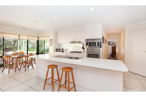Property photo of 7 The Meadow Thurgoona NSW 2640