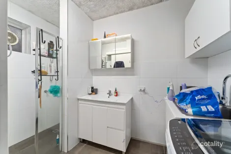 Property photo of 3/69A Kingsville Street Kingsville VIC 3012