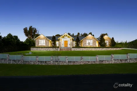 3 Stimpson Cres, Grasmere, NSW 2570