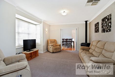 Property photo of 10 Hurley Grove Hackham SA 5163