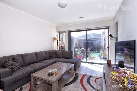 Property photo of 31 Travers Street Craigieburn VIC 3064