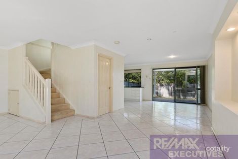 Property photo of 26/12 Greendale Way Carindale QLD 4152