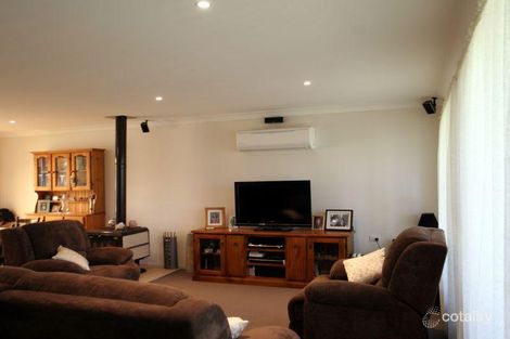 Property photo of 17 River Road Sussex Inlet NSW 2540