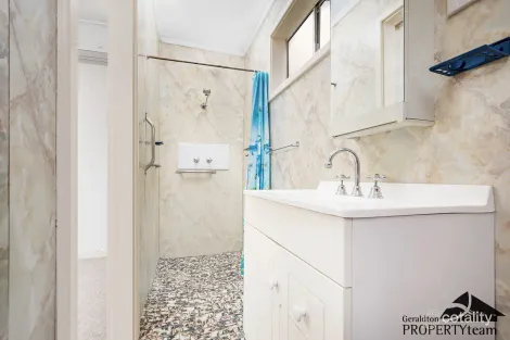 Property photo of 100 Kenny Crescent Rangeway WA 6530